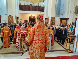 ВАРВАРОВКА. БОЖЕСТВЕННАЯ ЛИТУРГИЯ В ДЕНЬ ПАМЯТИ СВЯТОЙ ВЕЛИКОМУЧЕНИЦЫ ВАРВАРЫ