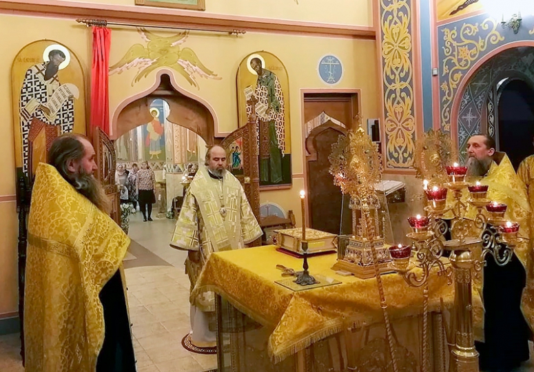 Богослужение в канун дня памяти святителя Спиридона, епископа Тримифунтского