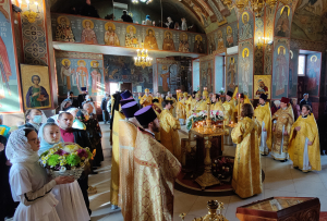 БОЖЕСТВЕННАЯ ЛИТУРГИЯ В ДЕНЬ РОЖДЕНИЯ ПРАВЯЩЕГО АРХИЕРЕЯ НОВОРОССИЙСКОЙ ЕПАРХИИ