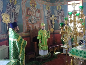 БОЖЕСТВЕННАЯ ЛИТУРГИЯ В ПРАЗДНИК СВЯТОЙ ТРОИЦЫ
