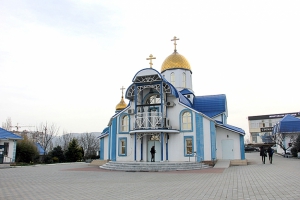 Божественная литургия в Неделю 2-ю по Пасхе