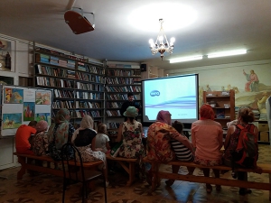 В храме иконы Божией Матери «Державная» города-курорта Анапа проходят регулярные духовно-просветительские кинолектории
