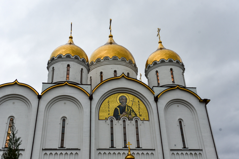 ГЕЛЕНДЖИК. ВСЕНОЩНОЕ БДЕНИЕ В ДЕНЬ ПРАЗДНОВАНИЯ ПАМЯТИ АПОСТОЛА АНДРЕЯ ПЕРВОЗВАННОГО