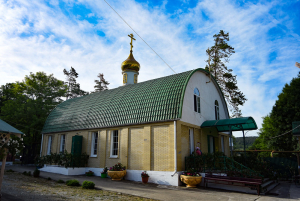 ВЕРХНЕБАКАНСКИЙ. ДЕНЬ СВЯТОЙ ТРОИЦЫ. ПРЕСТОЛЬНЫЙ ПРАЗНИК ТРОИЦКОГО ХРАМА