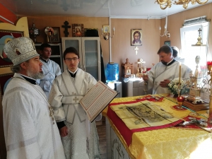 Божественная литургия в храме Архистратига Божия Михаила с. Михайловский перевал