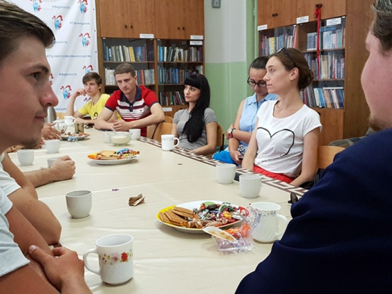 Разговор о ценности крепкой христианской семьи состоялся в Геленджике для молодежи