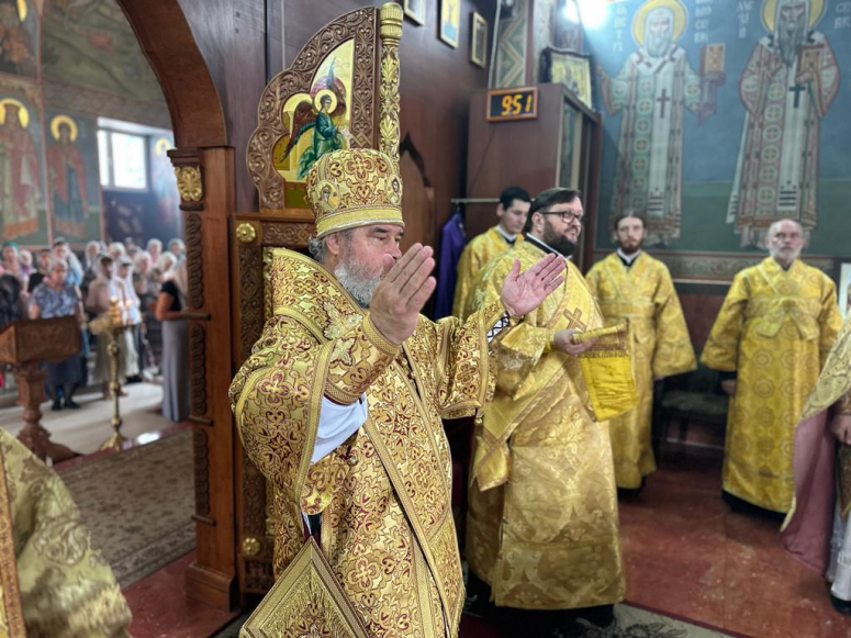 НОВОРОССИЙСК. БОЖЕСТВЕННАЯ ЛИТУРГИЯ В ПРАЗДНИК ТИХВИНСКОЙ ИКОНЫ БОЖИЕЙ МАТЕРИ