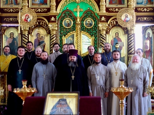В Свято-Успенском храме г. Славянска-на-Кубани состоялось соборное богослужение духовенства Славянского благочиния