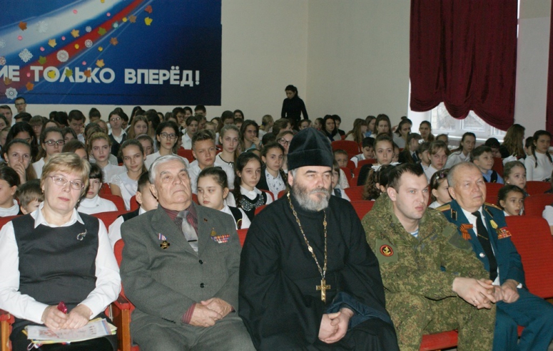 Священнослужитель принял участие в  открытии месячника оборонно-массовой и военно-патриотической работы