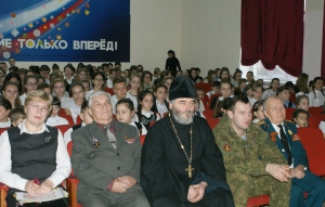 Священнослужитель принял участие в открытии месячника оборонно-массовой и военно-патриотической работы