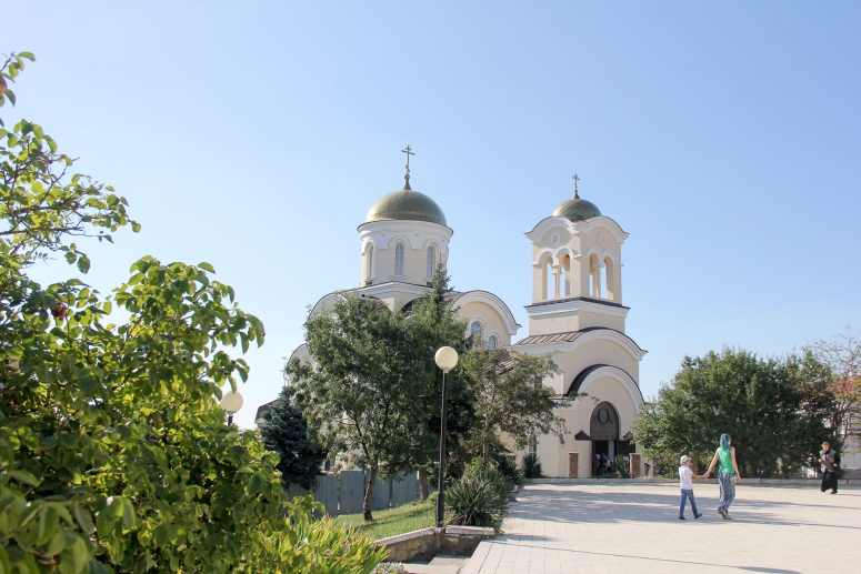 Освящение храма в честь святого Илии пророка села Мысхако города Новороссийска