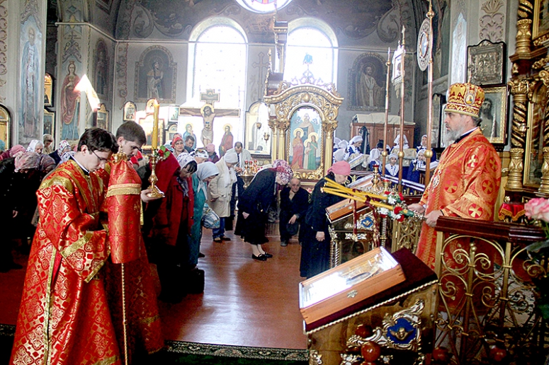 Божественная литургия в понедельник Светлой седмицы в Свято-Успенском храме г. Славянска-на-Кубани