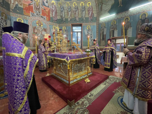 НОВОРОССИЙСК. ВСЕНОЩНОЕ БДЕНИЕ В КАНУН ПРАЗДНИКА ВОЗДВИЖЕНИЯ КРЕСТА ГОСПОДНЯ В СВЯТО-УСПЕНСКОМ КАФЕДРАЛЬНОМ СОБОРЕ