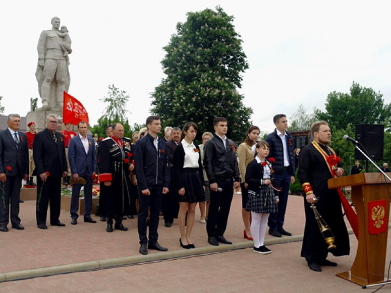 День Победы в станице Петровской