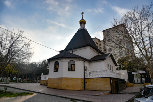 ГЕЛЕНДЖИК. ВСЕНОЩНОЕ БДЕНИЕ В ХРАМЕ СВЯТОГО МУЧЕНИКА ВОНИФАТИЯ