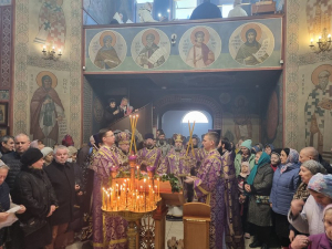 АНАПА. БОЖЕСТВЕННАЯ ЛИТУРГИЯ В ПРЕСТОЛЬНЫЙ ПРАЗДНИК ХРАМА ДЕРЖАВНОЙ ИКОНЫ БОЖИЕЙ МАТЕРИ