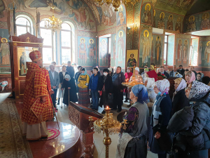 БОЖЕСТВЕННАЯ ЛИТУРГИЯ В ДЕНЬ ПРАЗДНОВАНИЯ СВЯТЫХ МУЧЕНИЦ ВЕРЫ, НАДЕЖДЫ, ЛЮБОВИ И МАТЕРИ ИХ СОФИИ В СВЯТО-УСПЕНСКОМ КАФЕДРАЛЬНОМ СОБОРЕ ГОРОДА НОВОРОССИЙСКА