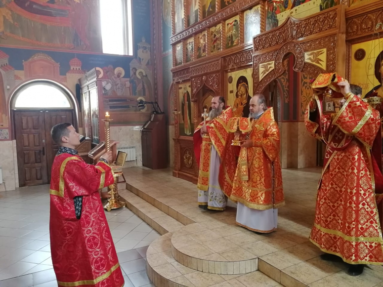 БОЖЕСТВЕННАЯ ЛИТУРГИЯ В ДЕНЬ ОТДАНИЯ ПРАЗДНИКА ПАСХИ