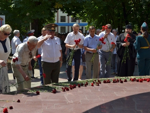 Благочинный Славянского округа принял участие в митинге, посвященном годовщине со дня начала Великой Отечественной войны