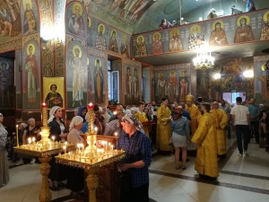 Всенощное бдение в Свято-Успенском кафедральном соборе города Новороссийск
