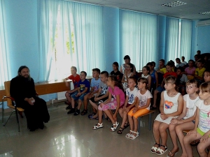 Кинолекторий в лагере дневного пребывания городской школы №3 Крымска