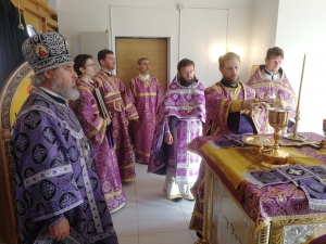 БОЖЕСТВЕННАЯ ЛИТУРГИЯ В ХРАМЕ СВЯТОЙ БЛАЖЕННОЙ МАТРОНЫ МОСКОВСКОЙ В ГОРОДЕ-КУРОРТЕ ГЕЛЕНДЖИК