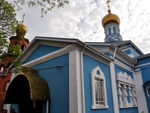 Утреня с чтением Акафиста Пресвятой Богородице в Свято-Успенском кафедральном соборе города Новороссийска
