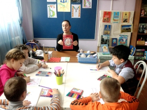 Выставка деткой православной книги и творческий урок прошли в ДК пос. Кучугуры