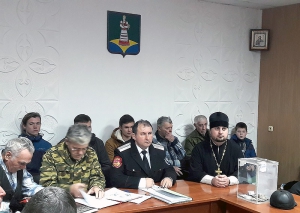 Священник посетил казачий сход