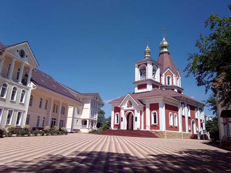 Всенощное бдение в канун праздника Воздвижения Честнаго и Животворящего Креста Господня