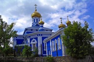 Божественная литургия в праздник Успения Пресвятой Богородицы в Свято-Успенском кафедральном соборе города Новороссийска