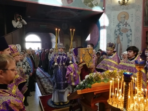 БОЖЕСТВЕННАЯ ЛИТУРГИЯ В ХРАМЕ ДЕРЖАВНОЙ ИКОНЫ БОЖИЕЙ МАТЕРИ ГОРОДА-КУРОРТА АНАПА