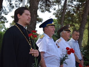 Священнослужитель принял участие в краевой военно-патриотической акции «Эстафета Памяти» в Геленджике