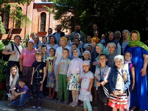 Встреча с воспитанниками воскресной школы Свято-Казанского храма города Краснодара на территории православного комплекса в хуторе Горном
