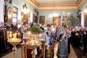 Чтение Великого канона прп. Андрея Критского в Покровском храме станицы Тамань