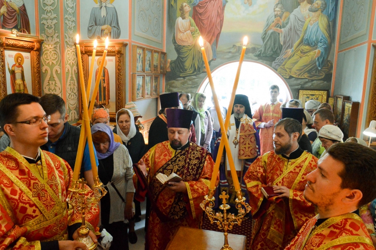 Всенощное бдение в храме святого великомученика Георгия Победоносца в городе-курорте Геленджик