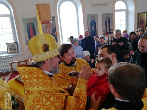 Божественная литургия в храме святого великомученика Георгия Победоносца станицы Варениковской