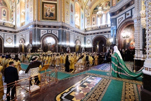 В ОДИННАДЦАТУЮ ГОДОВЩИНУ ИНТРОНИЗАЦИИ СВЯТЕЙШЕГО ПАТРИАРХА КИРИЛЛА В ХРАМЕ ХРИСТА СПАСИТЕЛЯ СОВЕРШЕНА БОЖЕСТВЕННАЯ ЛИТУРГИЯ