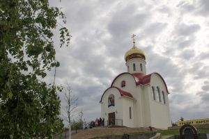 БОЖЕСТВЕННАЯ ЛИТУРГИЯ В ХРАМЕ СВЯТЫХ ЖЕН-МИРОНОСИЦ В ГОРОДЕ НОВОРОССИЙСКЕ