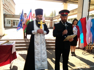 Принятие в казачата учащихся начальных классов школы станицы Голубицкой