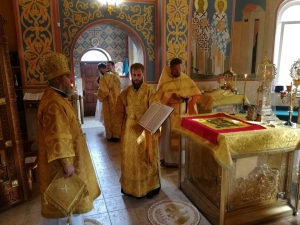 БОЖЕСТВЕННАЯ ЛИТУРГИЯ В НЕДЕЛЮ 18-Ю ПО ПЯТИДЕСЯТНИЦЕ