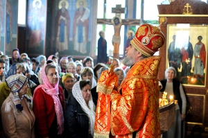 Божественная литургия в Неделю 3-ю по Пасхе, святых Жен-мироносиц