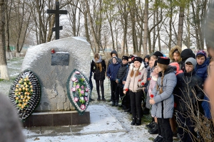 Панихида в День памяти жертв геноцида казаков в станице Гостагаевской