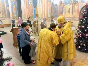 В ночь на гражданское новолетие епископ Новороссийский и Геленджикский Феогност совершил Божественную литургию